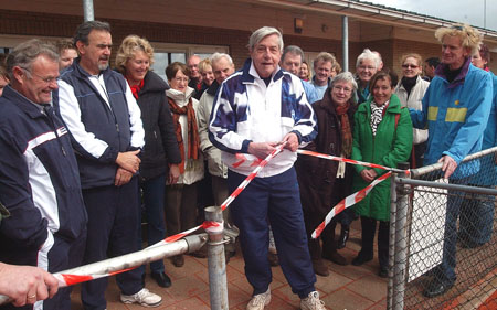 Opening tennisbaan Akkrum (Foto: Pier van der Heide)