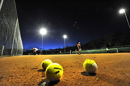 15112152 banen avond lichtmast