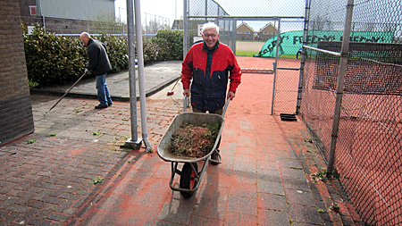 120331 Klussendag e 400