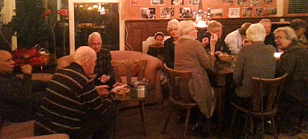 140104 Nieuwjaarsborrel 3 400