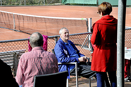 140330aa Wintercompetitie groepje buiten 2 400