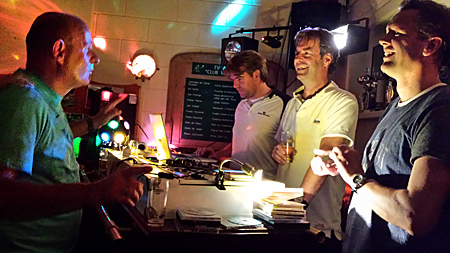 20141004 Lessersfeest met deejay Ossie 400