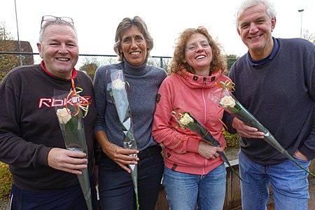 191109 Vrijdagavondteam kampioen 450