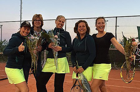 20190530 Kampioen dinsdagdames vierde klasse 450