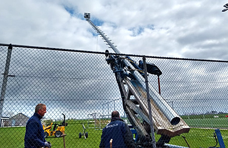 200415 Plaatsen lichtmasten 2 450