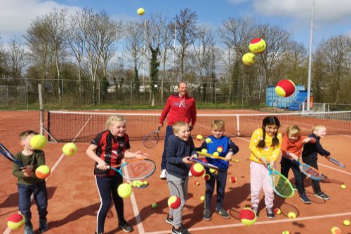 210403 Opendag cTennisverenigingAkkrum 500
