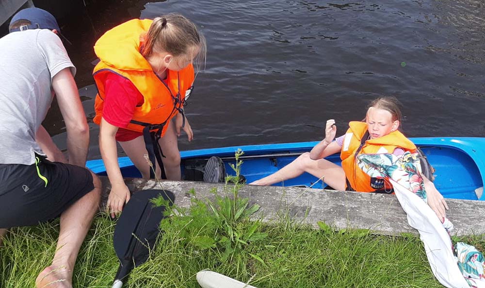 220618 Kampeerweekend jeugd kano liggend