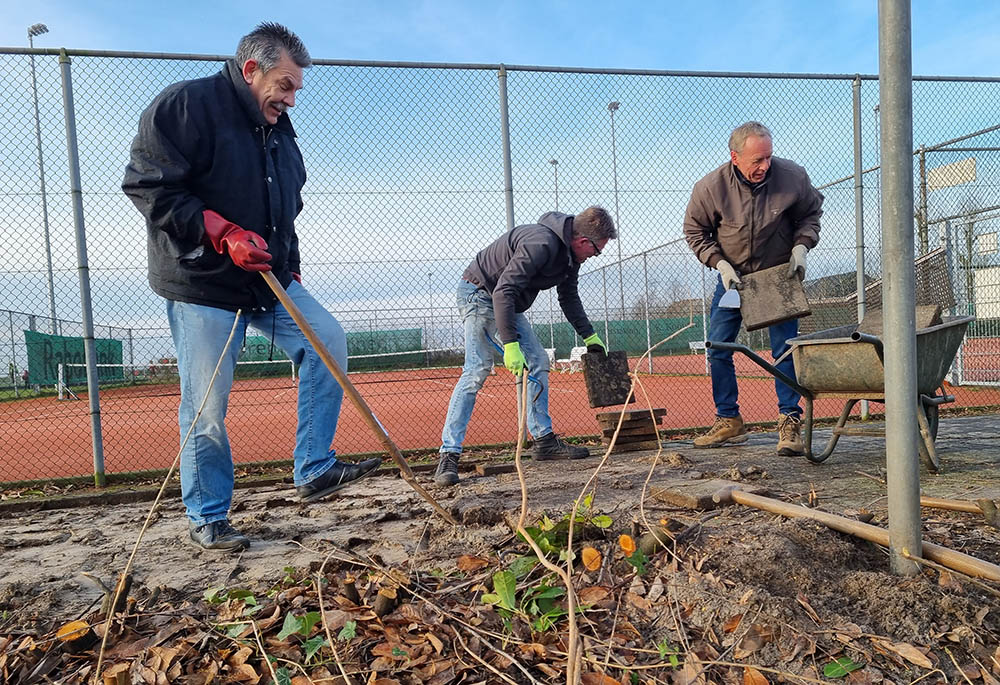 230211 TegelsVerwijderenenptassen 3