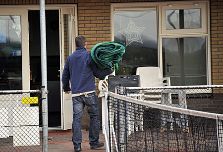 120104ad_Sjoerd_met_doek_400