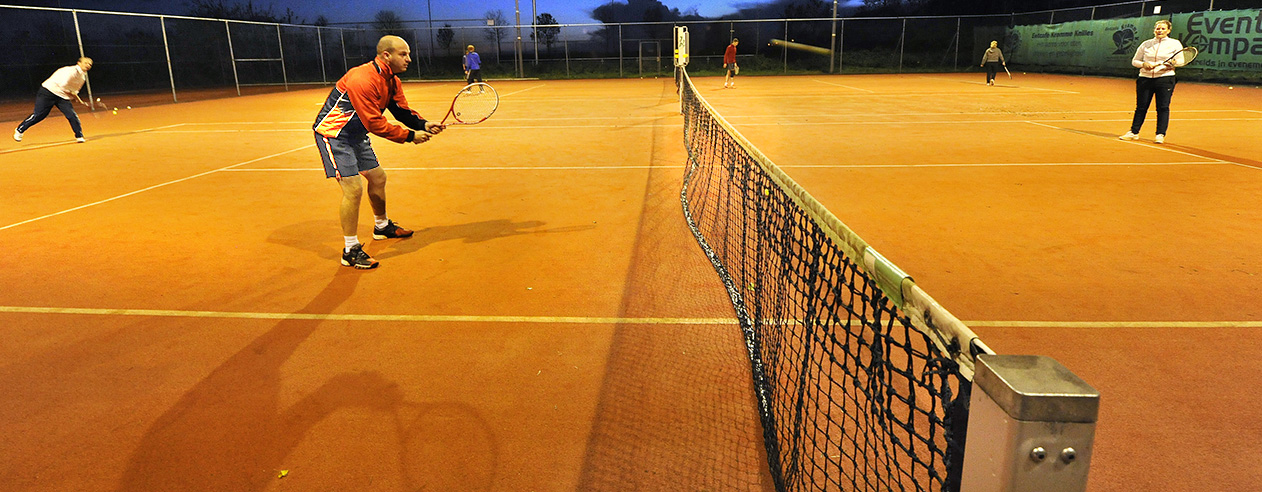 15112153 header tvakkrum bij nacht 1400x546